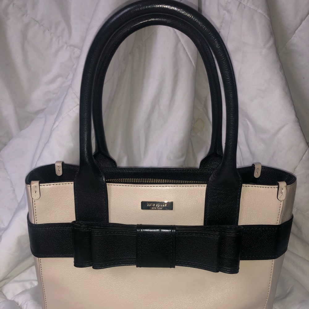 Kate spade purse